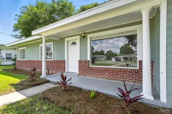 5373 Ticonderoga St, Milton, FL 32570