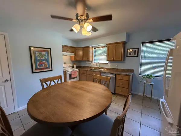 Cantonment, FL 32533,1420 Starlight Dr
