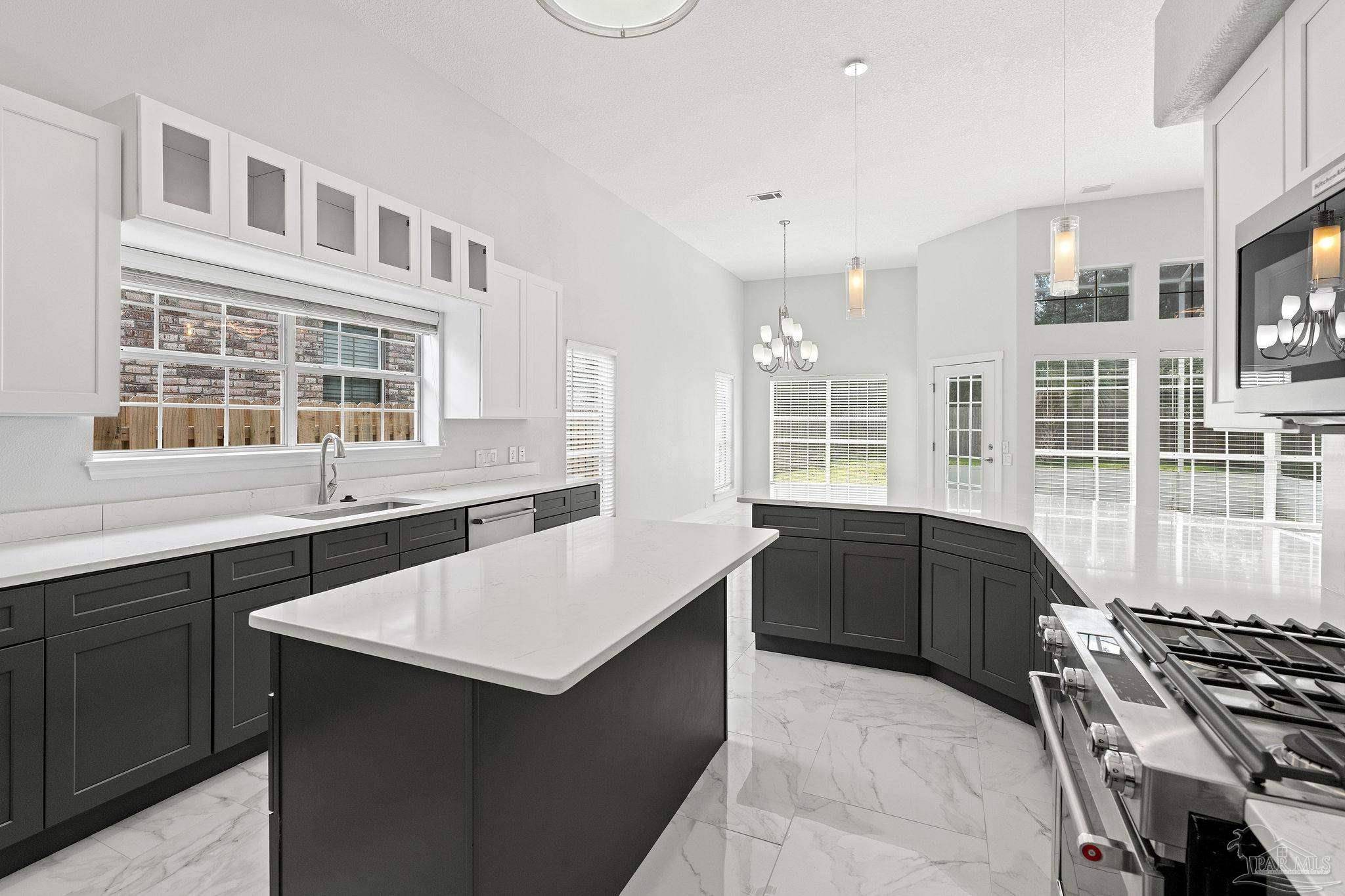 Gulf Breeze, FL 32563,1325 Autumn Breeze Cir