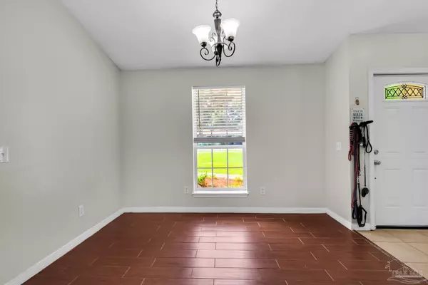 Pensacola, FL 32506,7705 W Jackson St