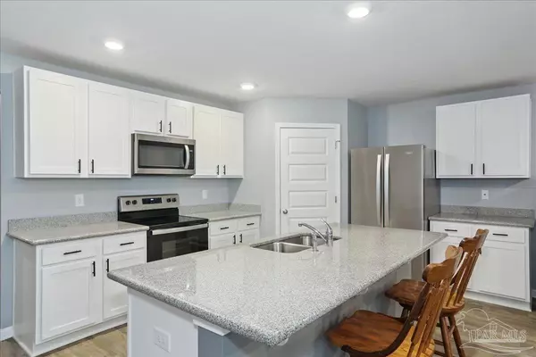 Milton, FL 32583,4686 Red Oak Dr