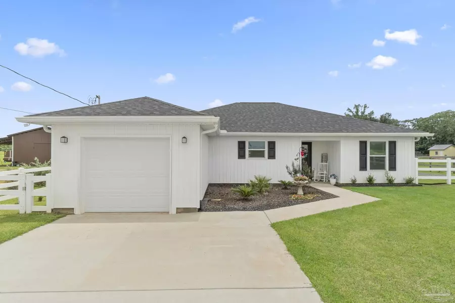 3521 Godwin Rd, Jay, FL 32565