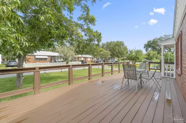 Pensacola, FL 32507,306 SE Kalash Rd