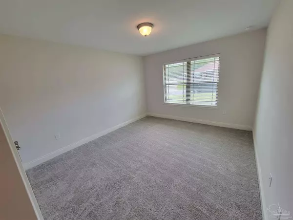 Milton, FL 32583,5221 Gaineswood Dr