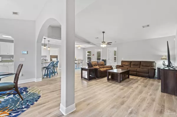 Navarre, FL 32566,6668 Britt St