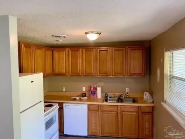 Pensacola, FL 32505,1165 Webster Dr