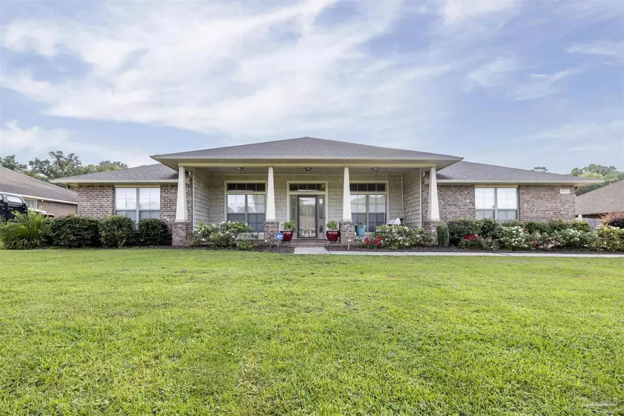 9921 Eleral Dr, Pensacola, FL 32526