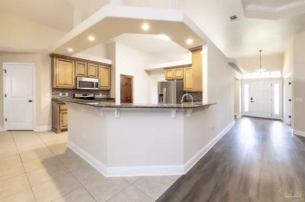 Pensacola, FL 32526,9921 Eleral Dr