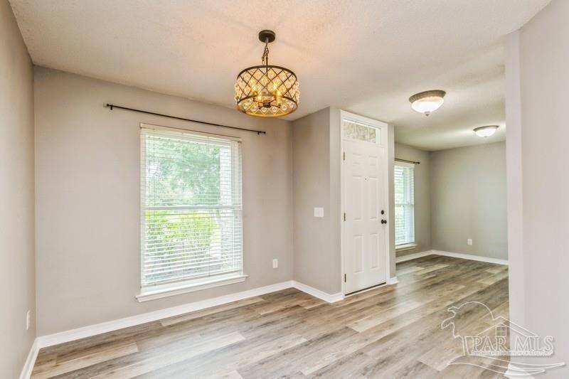 Navarre, FL 32566,6531 Bellingham St