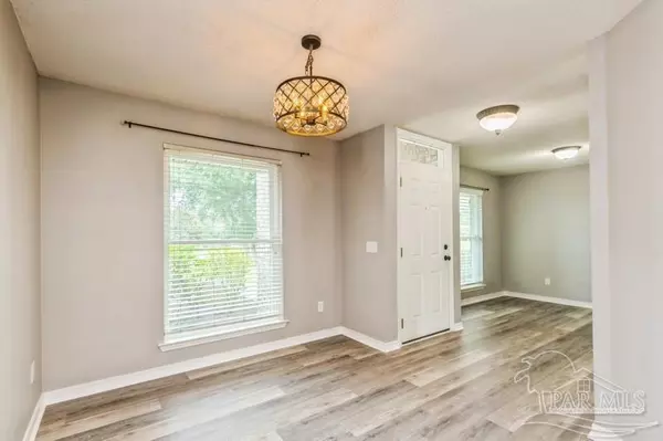 Navarre, FL 32566,6531 Bellingham St