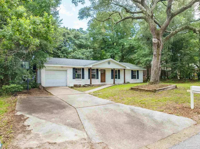 6108 Walton St, Pensacola, FL 32503