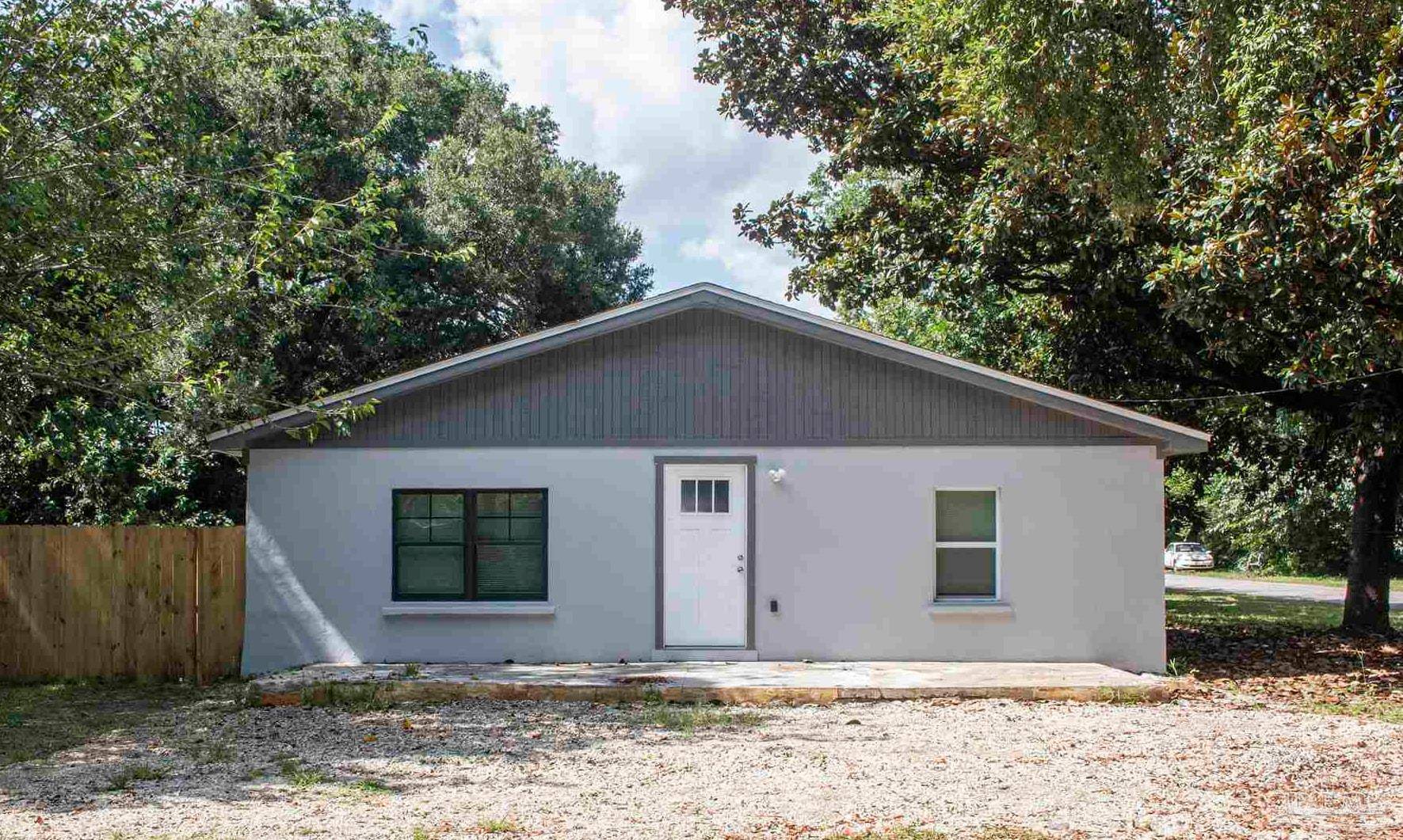 2800 W Yonge St, Pensacola, FL 32505