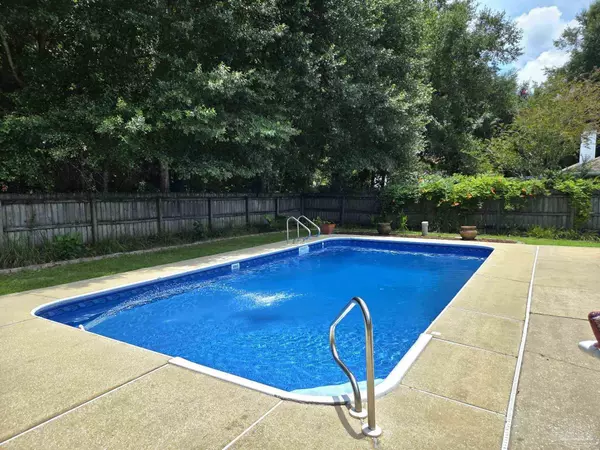 Pensacola, FL 32533,1908 Joshua Dr