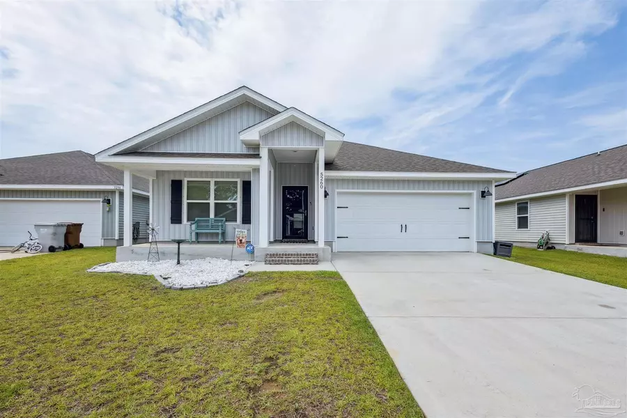 5260 Peach Dr, Pace, FL 32571