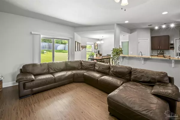 Crestview, FL 32539,300 Cassady Ln