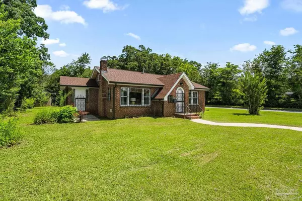 Pensacola, FL 32501,1000 W Lee St