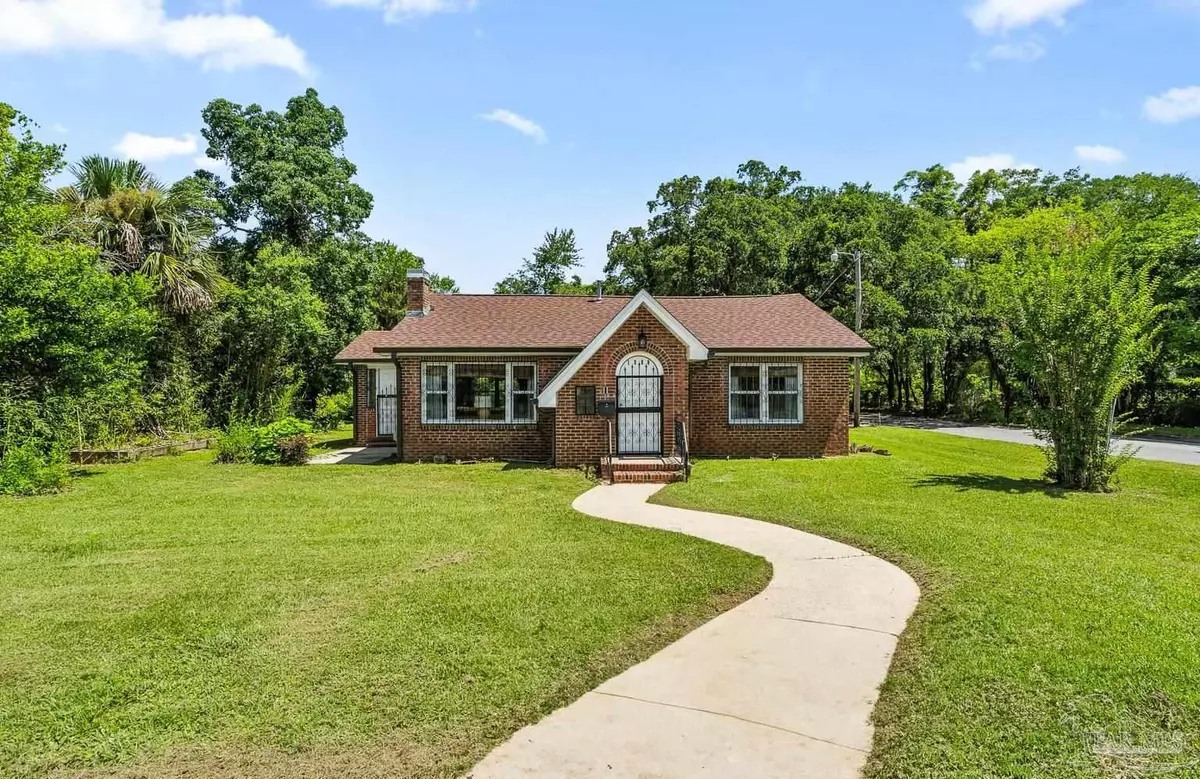 Pensacola, FL 32501,1000 W Lee St