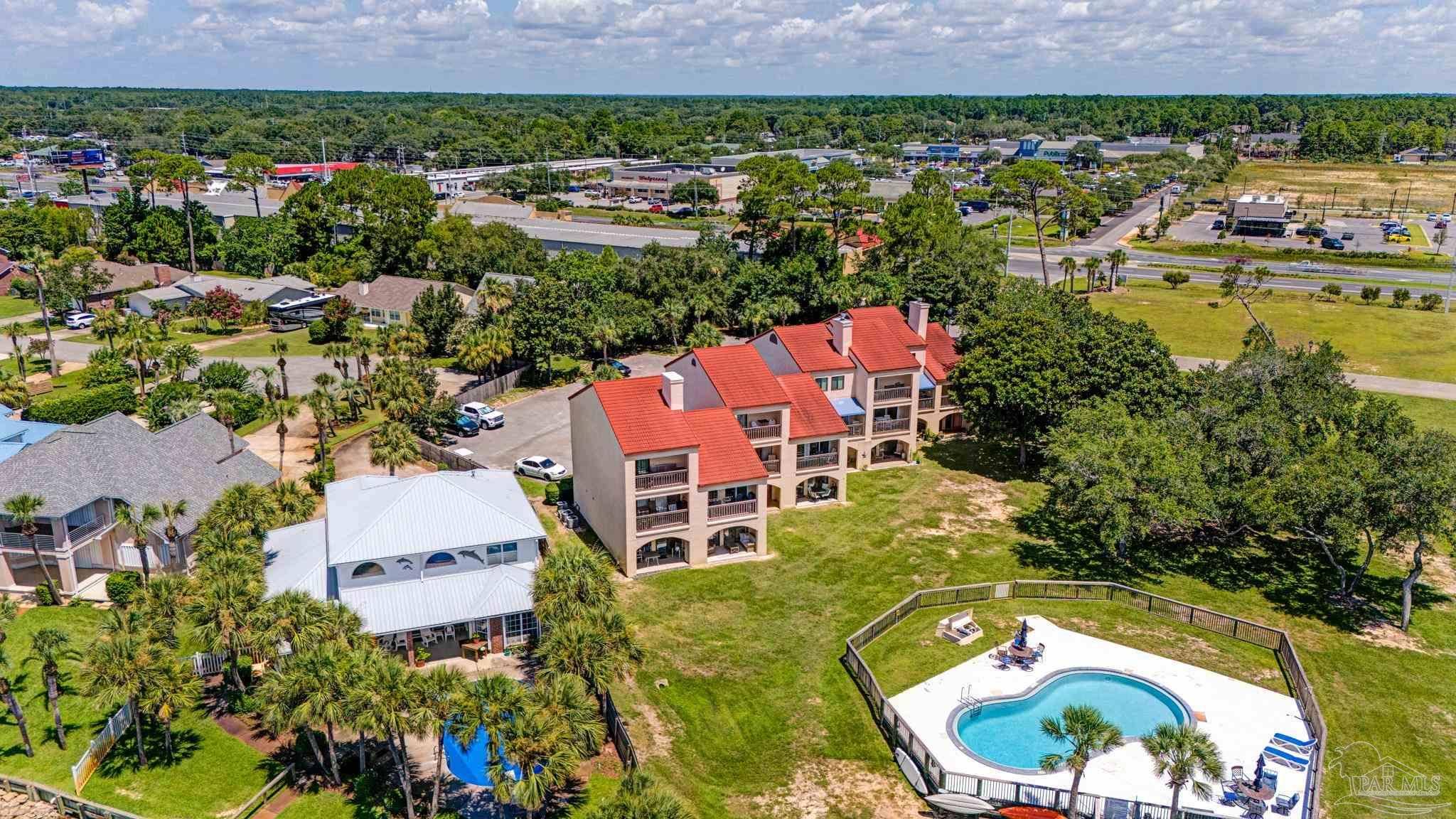 Navarre, FL 32566,8253 Navarre Pkwy