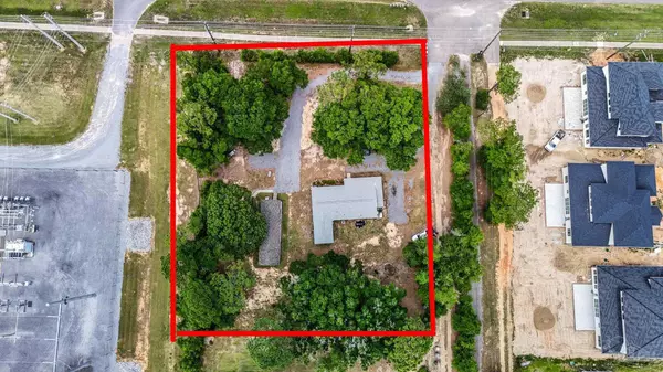 Pensacola, FL 32526,4985 W 9 Mile Rd