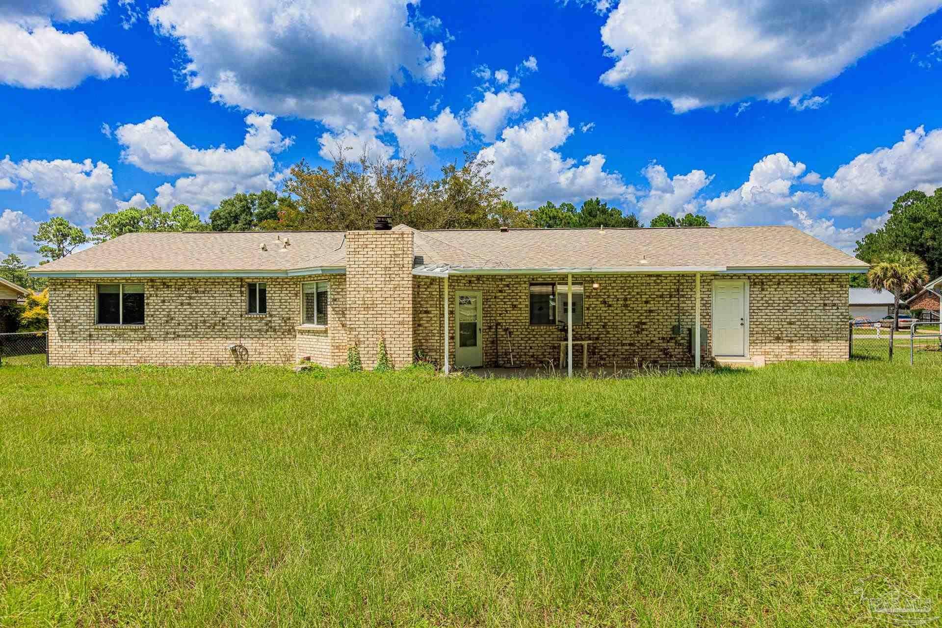 Pensacola, FL 32506,9825 Ginko Dr