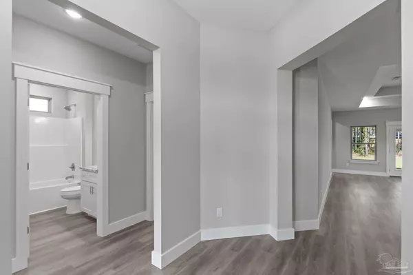 Gulf Breeze, FL 32563,5538 Chenier Dr