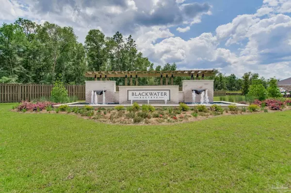 Milton, FL 32583,8056 Fir Tree Dr