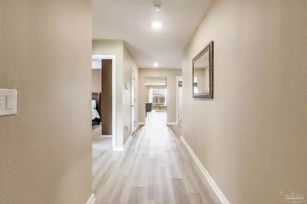 Pace, FL 32571,5462 Peach Dr