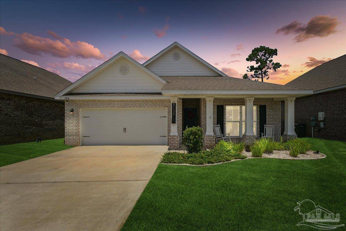 Pensacola, FL 32526,8038 Burnside Loop