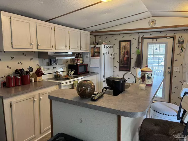 Gulf Breeze, FL 32563,1879 Justice Cir