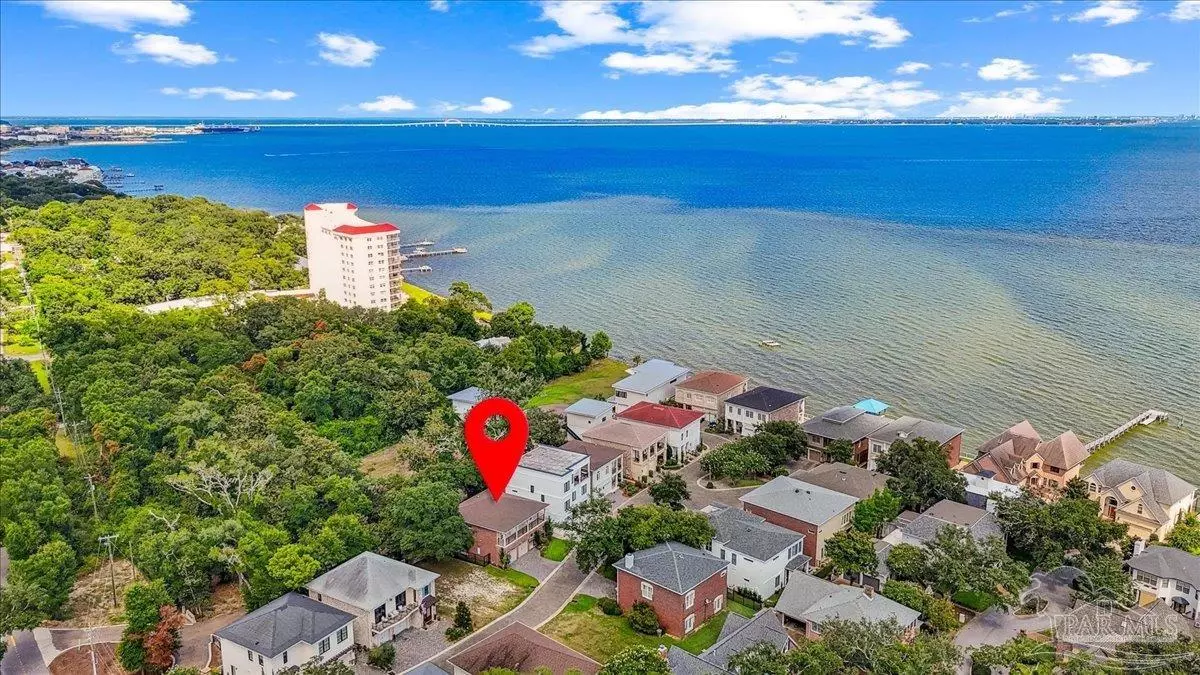 Pensacola, FL 32507,1518 White Caps Ln