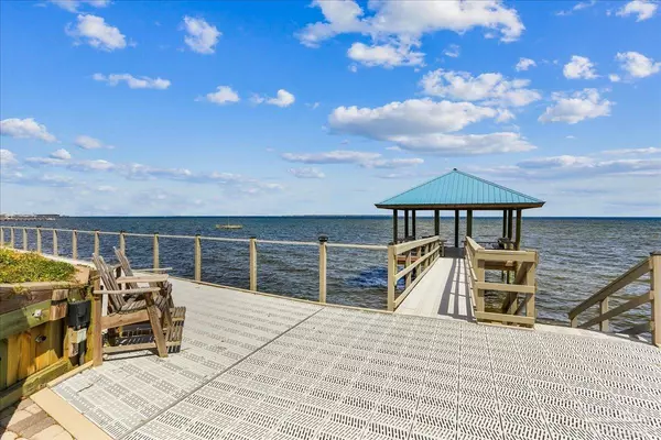 Pensacola, FL 32507,1518 White Caps Ln