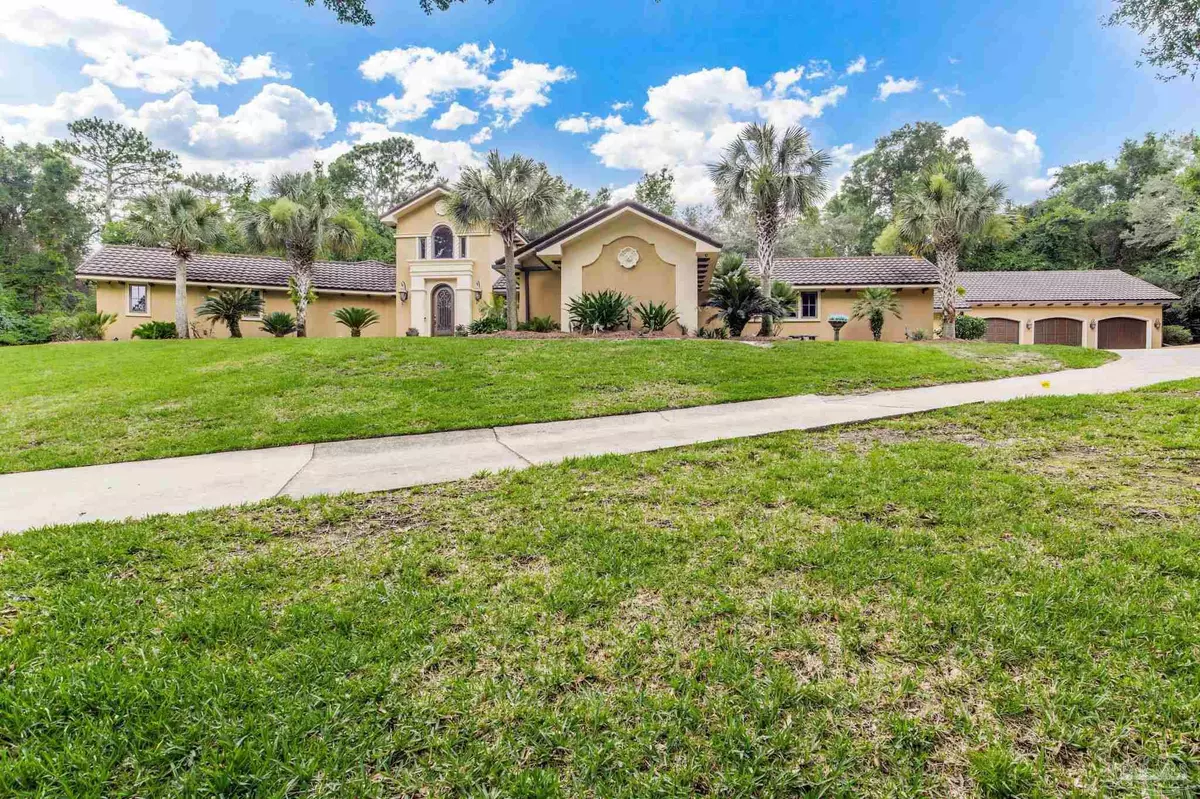 Pensacola, FL 32504,4965 Castayls Rd