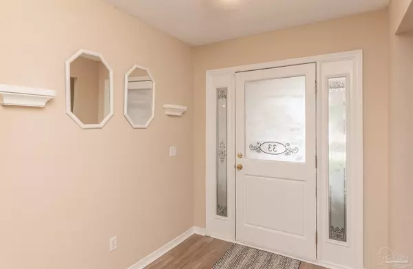 Cantonment, FL 32533,33 Littleton St
