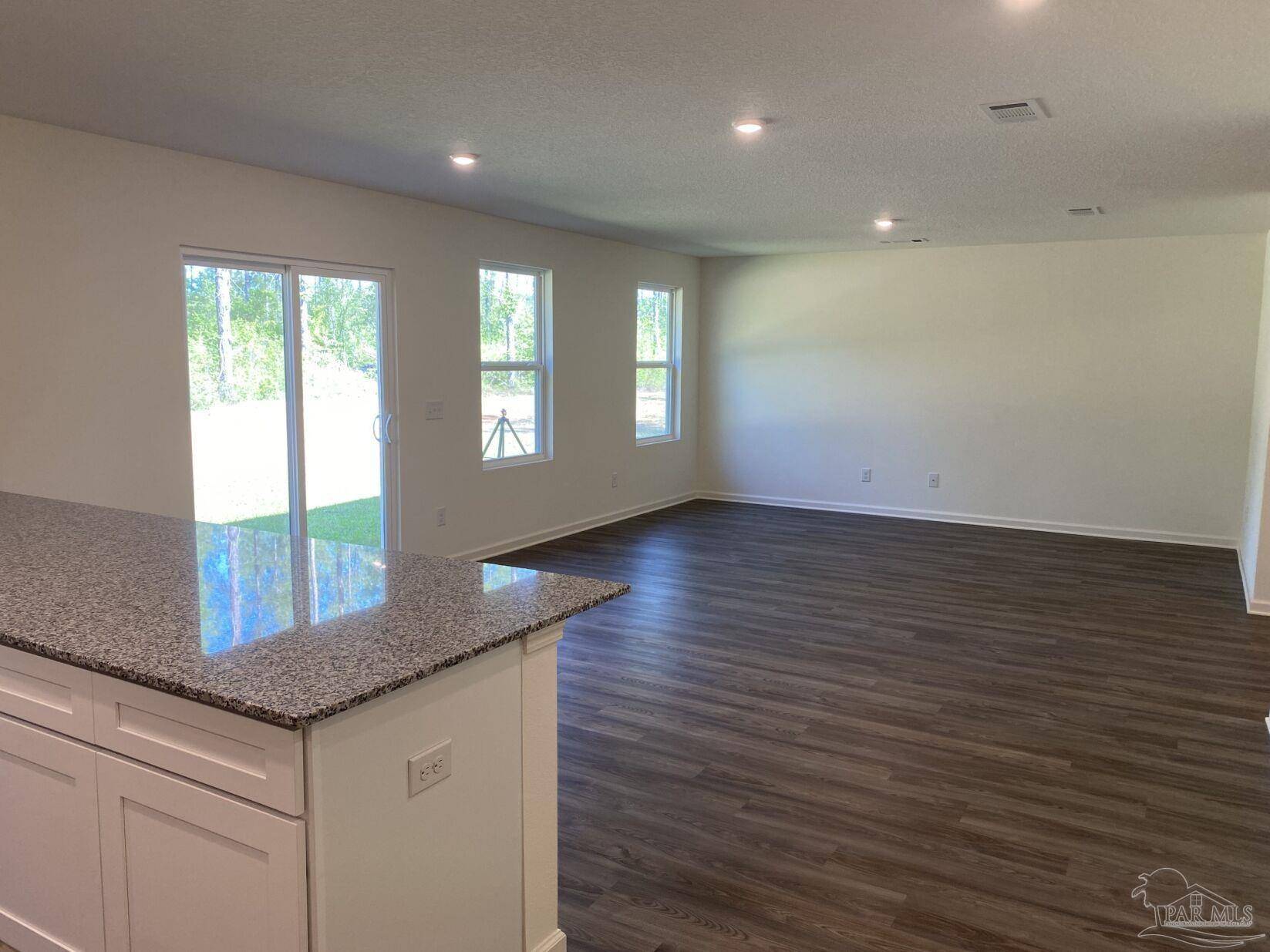Jay, FL 32565,9188 Three Hollow Rd