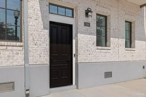 Pensacola, FL 32502,800 S Palafox St