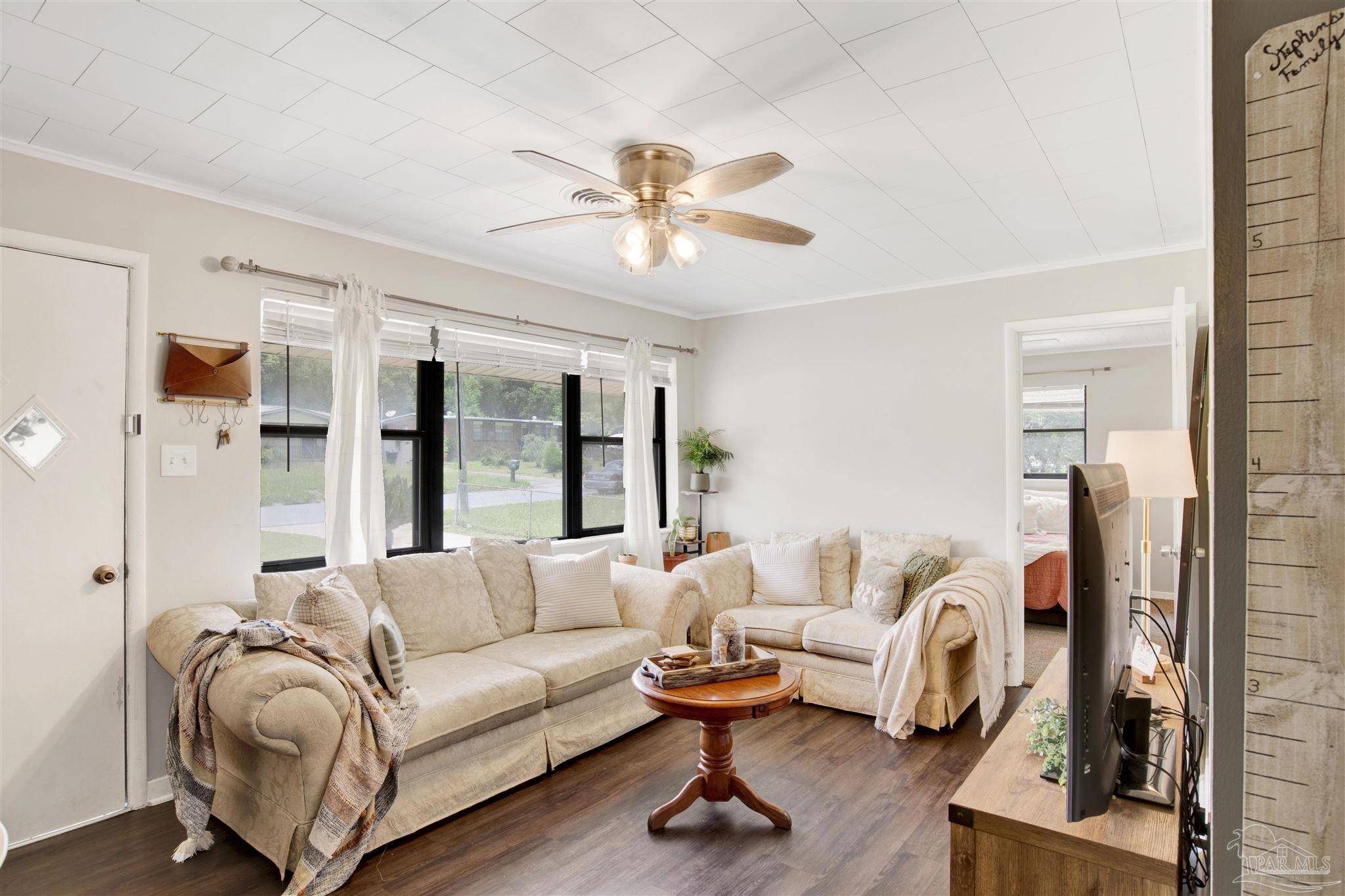 Pensacola, FL 32503,607 Chadwick St