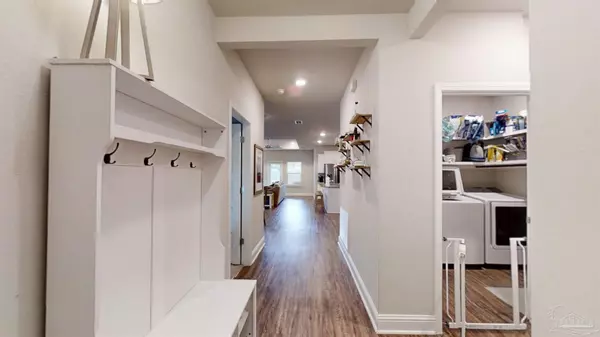 Gulf Shores, AL 36542,3826 Borman Loop