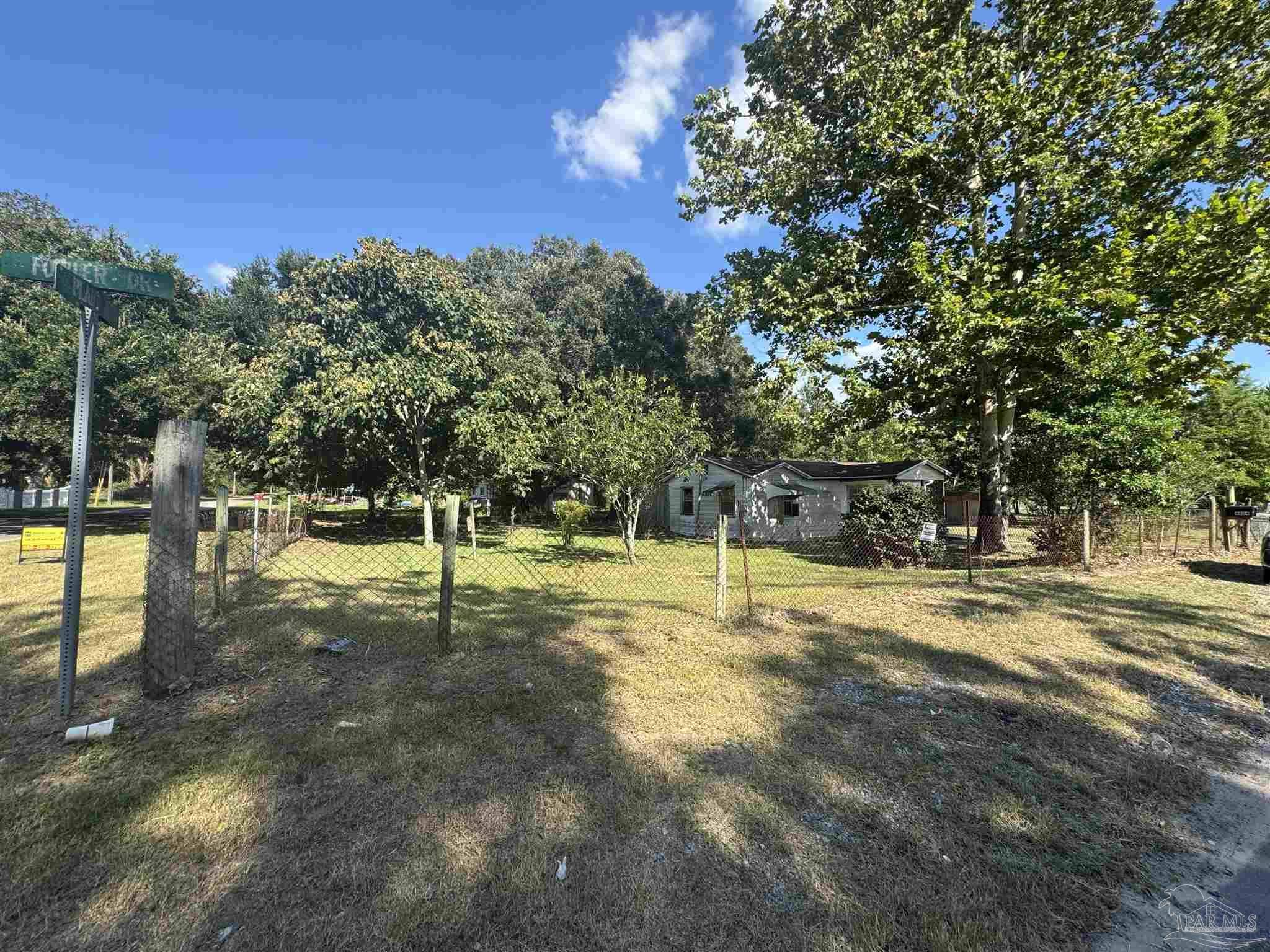 Pace, FL 32571,4604 Fowler Dr