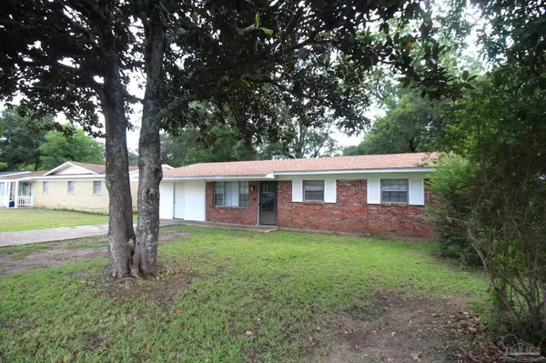Pensacola, FL 32503,404 Ladybird Ln