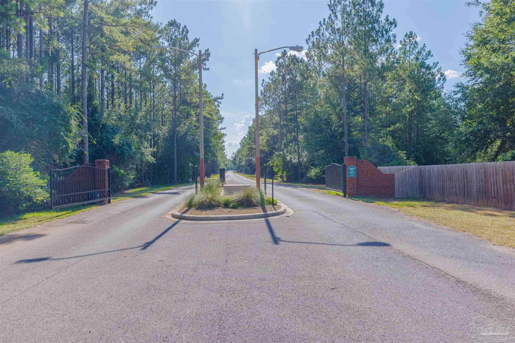 Pace, FL 32571,4047 Hidden Forest Trail