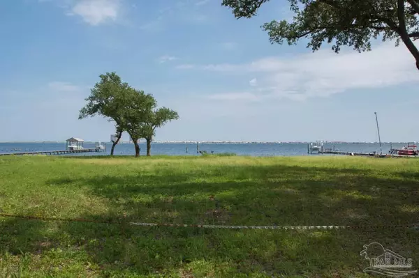 Gulf Breeze, FL 32563,3003 Bay St