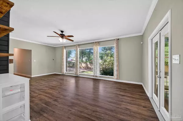 Cantonment, FL 32533,921 Lisa Hill Dr