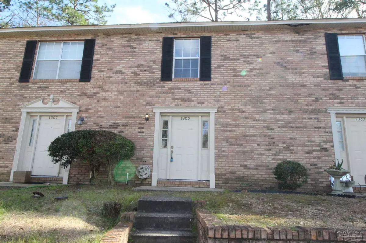 Pensacola, FL 32514,1305 Foxborough Dr