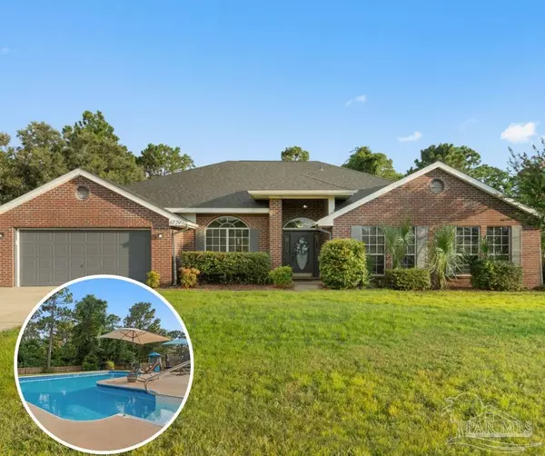 6729 Fairmont St, Navarre, FL 32566