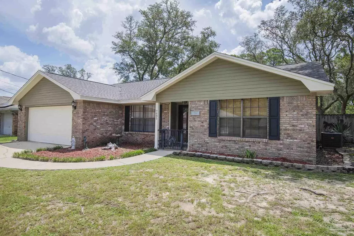 Pensacola, FL 32507,7685 Old Hickory Dr