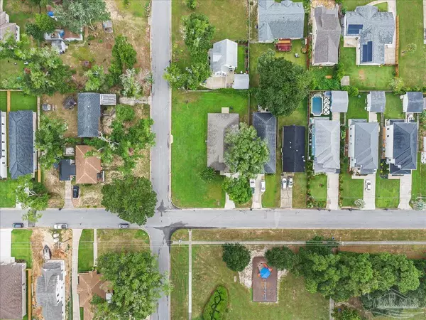 Pensacola, FL 32503,1402 E Fisher St
