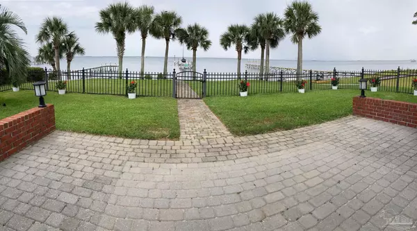 Navarre, FL 32566,6735 Tidewater Dr