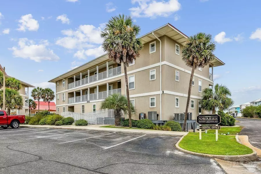 7472 Sunset Harbor Dr, Navarre Beach, FL 32566