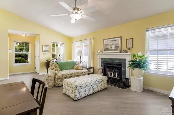 Pensacola, FL 32504,4107 Argenta Way