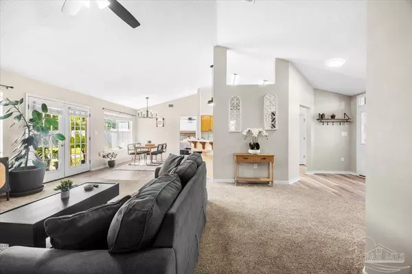 Gulf Breeze, FL 32563,1417 Connemara Cir